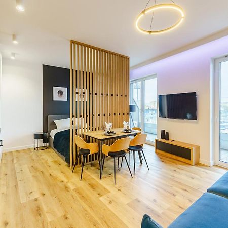 Apartamenty Lighthouse - Sauna & Fitness & Jacuzzi - Baltic Marina Residence コウォブジェク エクステリア 写真